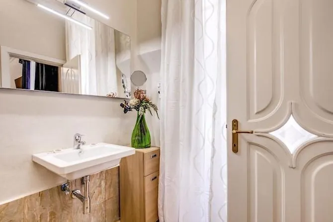 Smart Lux Veneto 2*