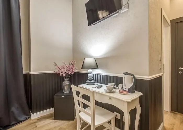 Casa de hóspedes Smart Lux Veneto 2*